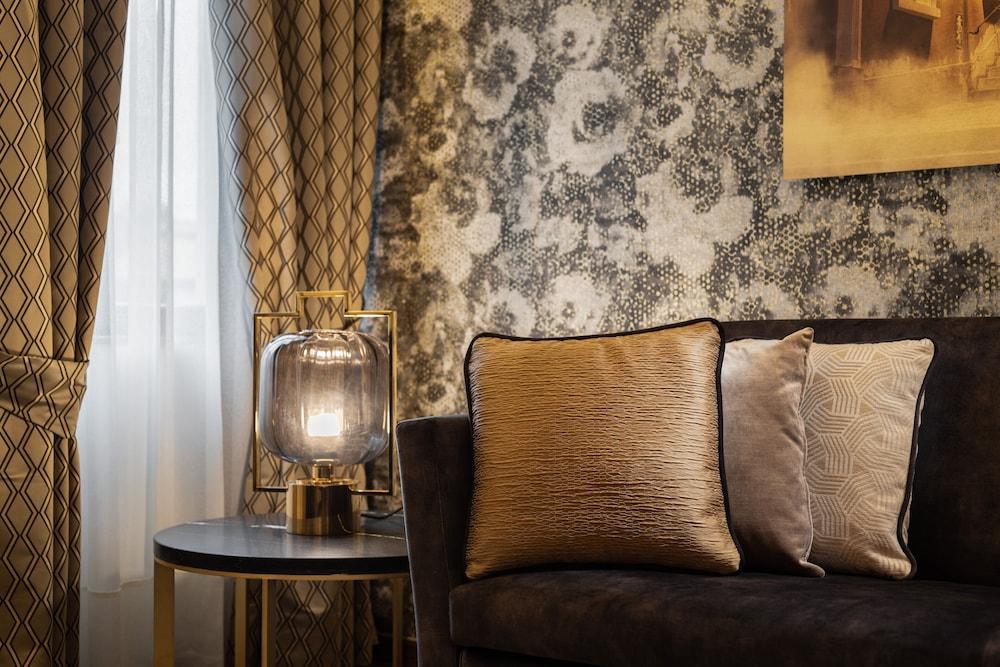 Aurea Legends By Eurostars Hotel Company Praha Bagian luar foto