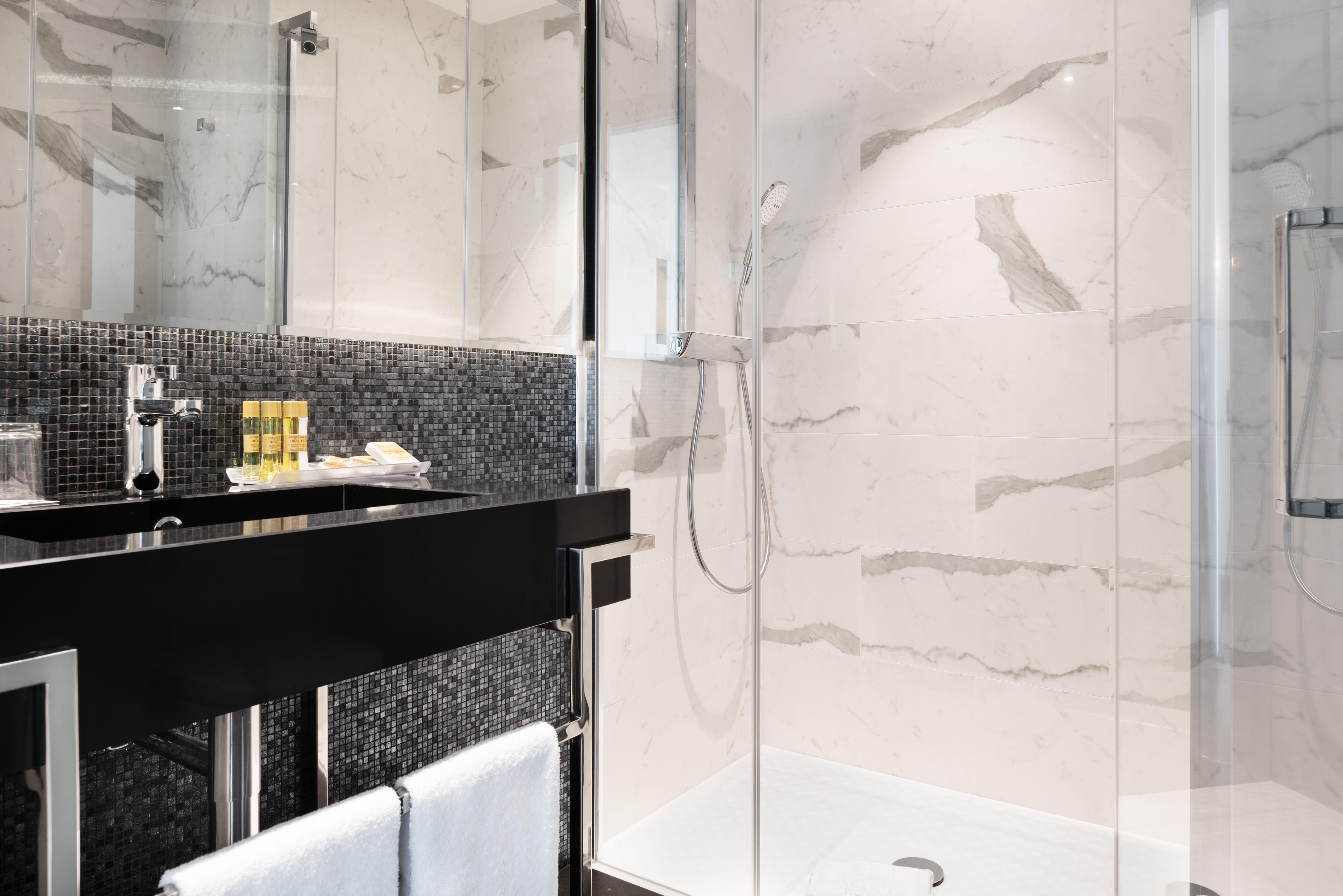 Aurea Legends By Eurostars Hotel Company Praha Bagian luar foto