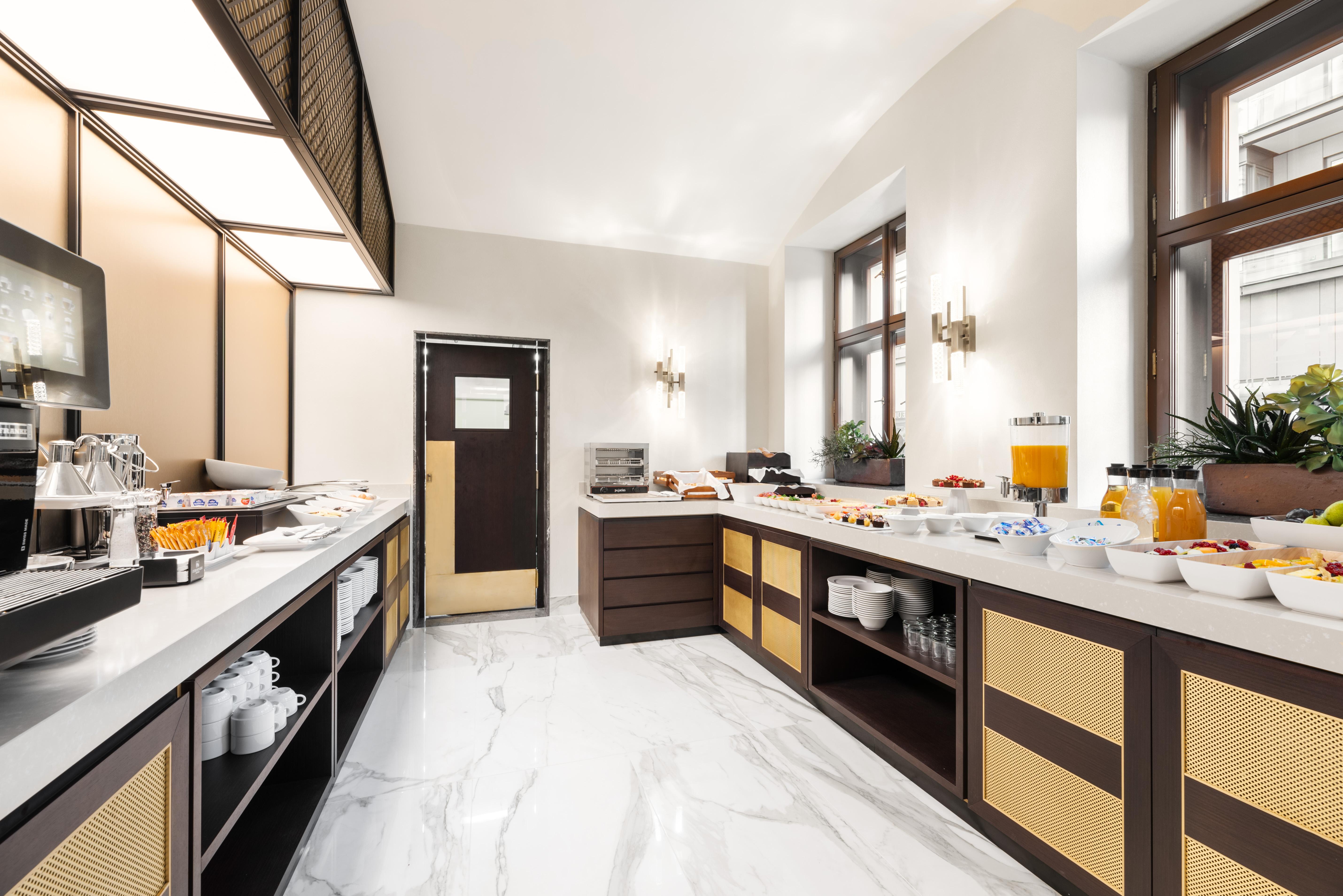 Aurea Legends By Eurostars Hotel Company Praha Bagian luar foto