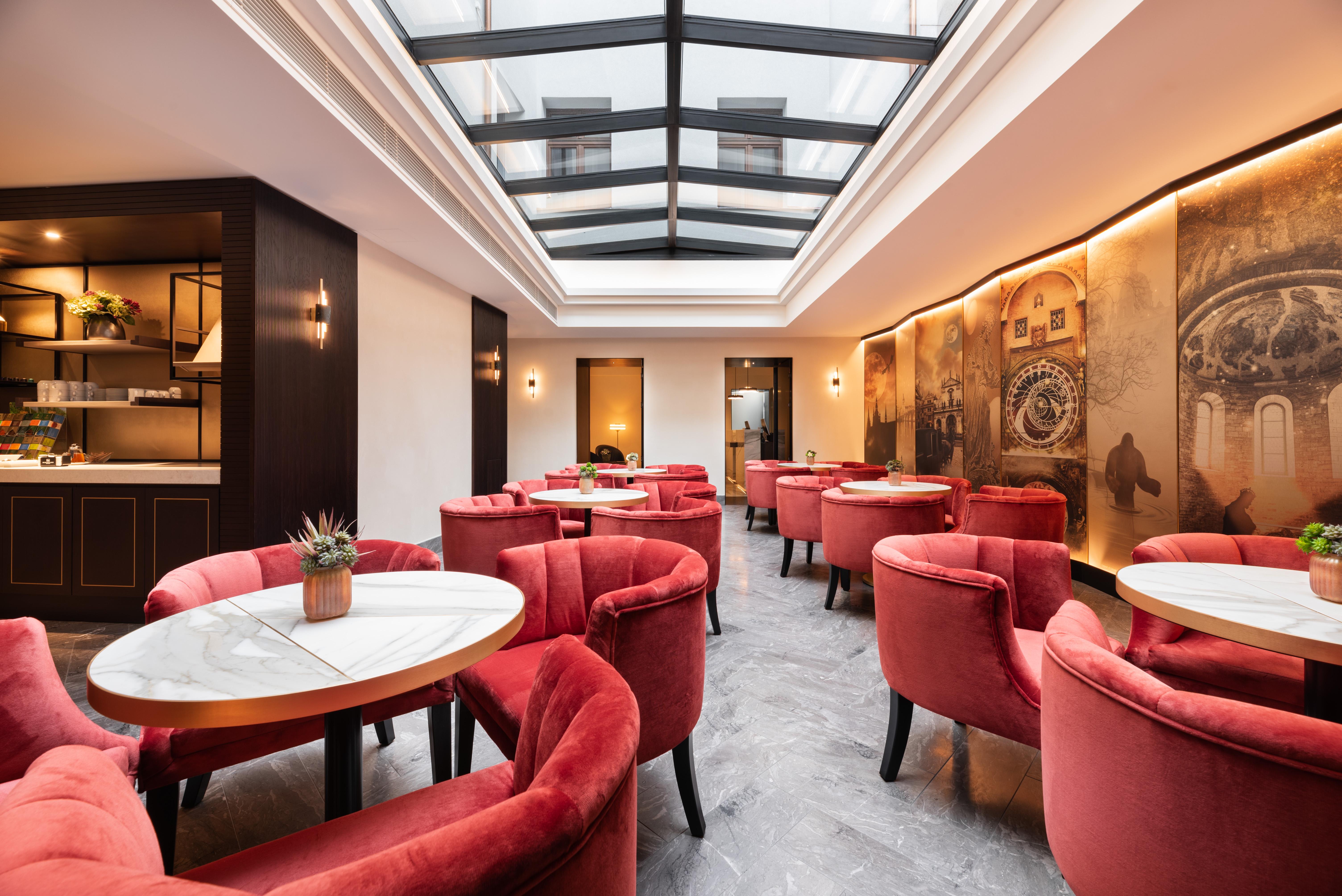 Aurea Legends By Eurostars Hotel Company Praha Bagian luar foto