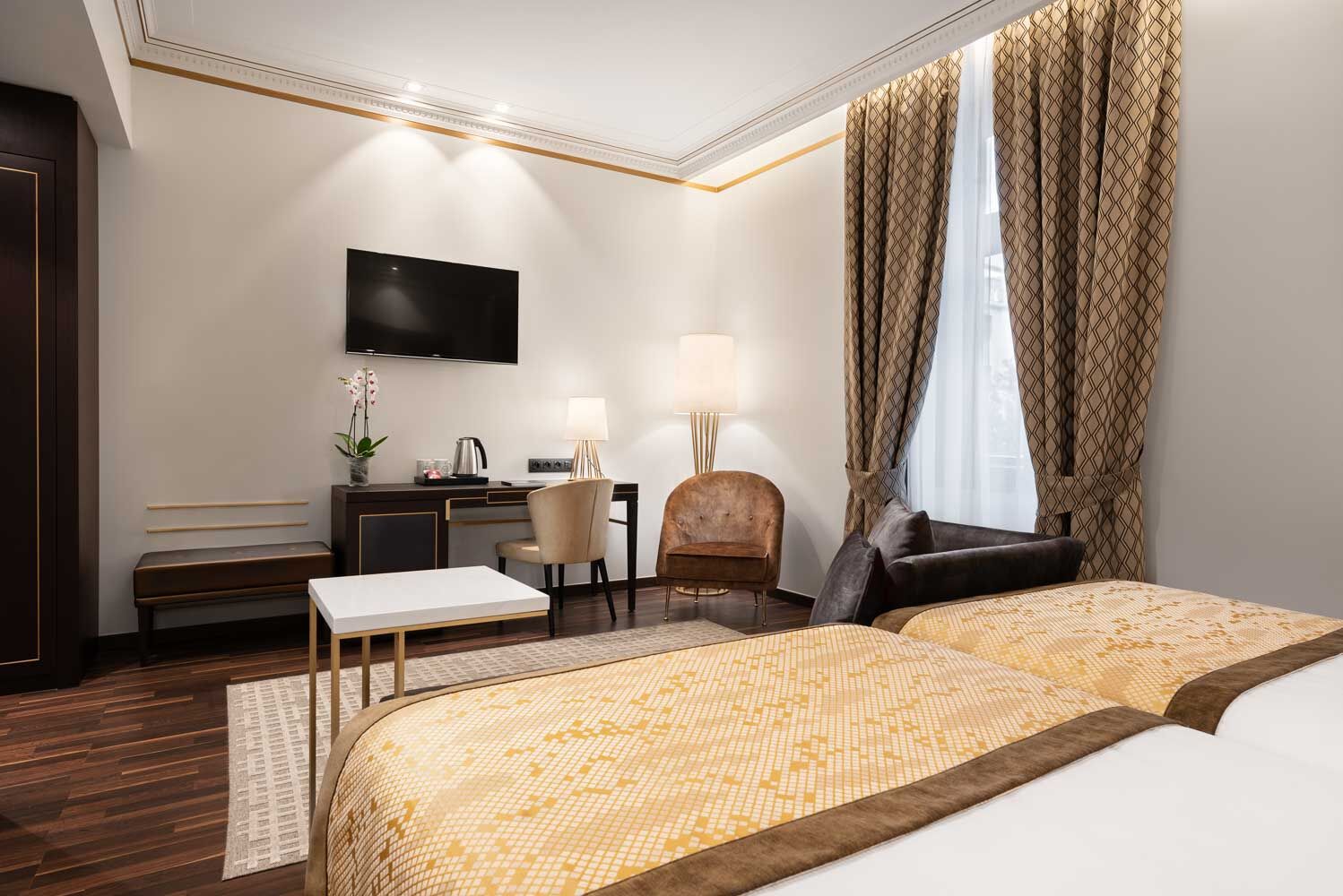 Aurea Legends By Eurostars Hotel Company Praha Bagian luar foto