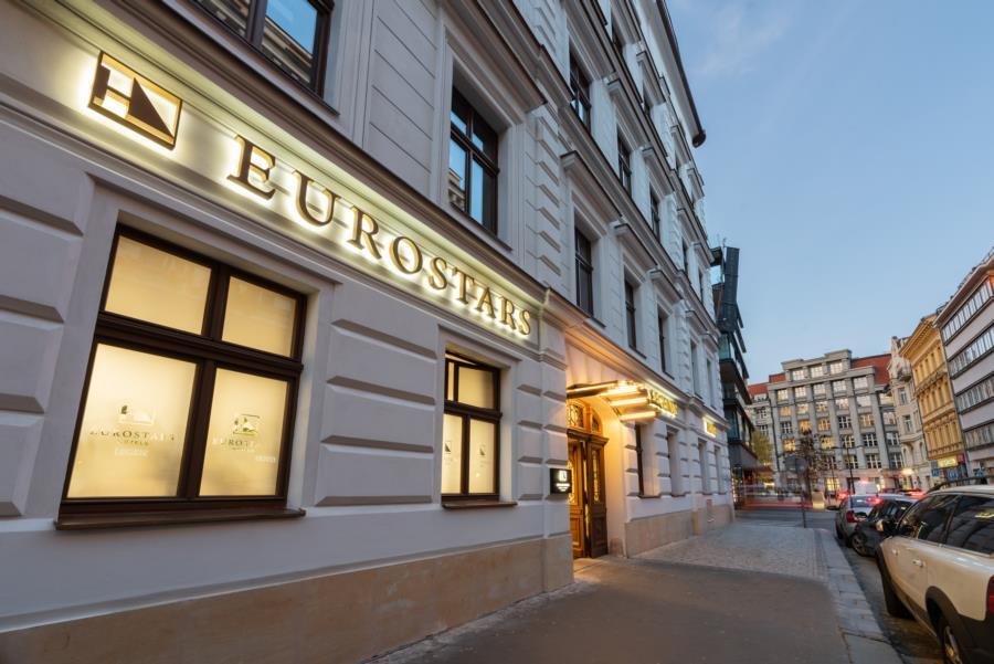 Aurea Legends By Eurostars Hotel Company Praha Bagian luar foto
